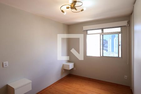 Suíte de apartamento para alugar com 3 quartos, 85m² em Sagrada Família, Belo Horizonte