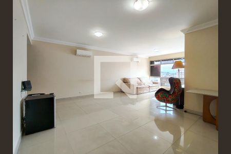 Sala de apartamento para alugar com 3 quartos, 131m² em Tijuca, Rio de Janeiro