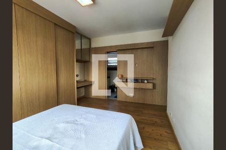 Suíte de apartamento para alugar com 3 quartos, 131m² em Tijuca, Rio de Janeiro