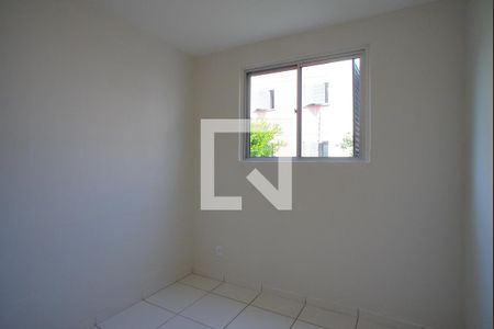 Quarto 2 de apartamento à venda com 2 quartos, 37m² em Rubem Berta, Porto Alegre