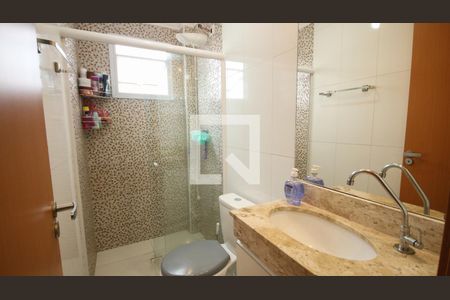 Banheiro Social de apartamento para alugar com 2 quartos, 65m² em Vila Caiçara, Praia Grande