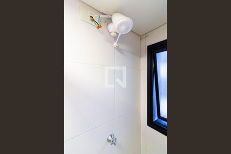 Banheiro de kitnet/studio para alugar com 1 quarto, 25m² em Perdizes, São Paulo