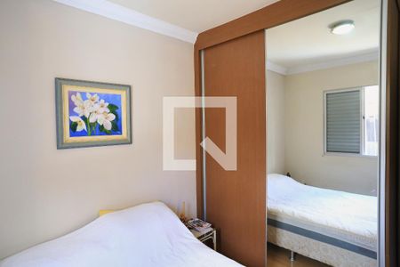 Suíte de apartamento à venda com 3 quartos, 75m² em Sagrada Família, Belo Horizonte