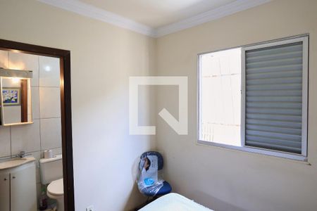 Suíte de apartamento à venda com 3 quartos, 75m² em Sagrada Família, Belo Horizonte
