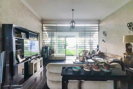 Sala de casa à venda com 4 quartos, 1500m² em Butantã, São Paulo