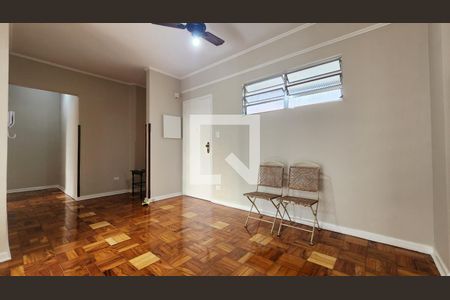 Detalhe Sala de apartamento para alugar com 2 quartos, 181m² em Gonzaga, Santos