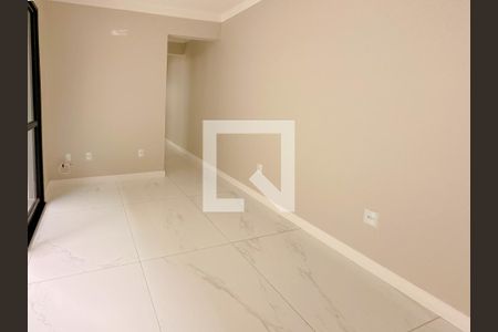 Sala de TV de apartamento para alugar com 2 quartos, 100m² em Flor de Nápolis, São José
