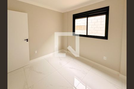 Quarto de apartamento para alugar com 2 quartos, 100m² em Flor de Nápolis, São José