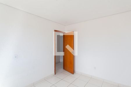 Quarto 1 de apartamento para alugar com 2 quartos, 55m² em Jardim dos Comerciários, Belo Horizonte