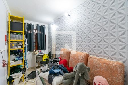 Quarto 1 de casa para alugar com 2 quartos, 40m² em Vila Fachini, São Paulo