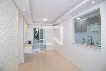 Sala de apartamento para alugar com 3 quartos, 72m² em Teresópolis, Porto Alegre