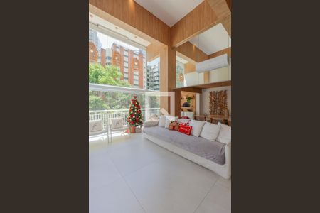 Sala de apartamento à venda com 3 quartos, 171m² em Vila Suzana, São Paulo