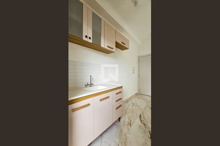Cozinha  de apartamento para alugar com 2 quartos, 41m² em Vila Socorro, São Paulo