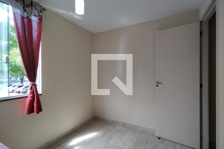 Quarto 1 de apartamento para alugar com 2 quartos, 45m² em Jacarepaguá, Rio de Janeiro