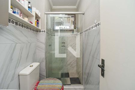 Banheiro de apartamento para alugar com 1 quarto, 43m² em Jardim Sabará, Porto Alegre