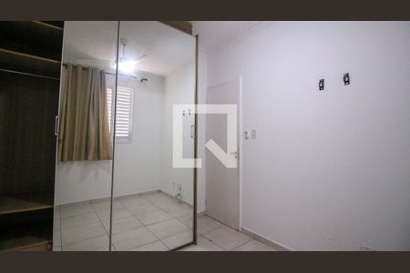 Quarto 2 de apartamento para alugar com 2 quartos, 46m² em Vila Mendes, São Paulo