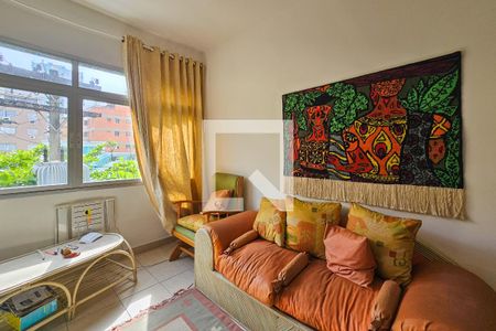 Sala de apartamento para alugar com 2 quartos, 75m² em Jardim Ana Maria, Guarujá