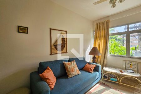 Sala de apartamento para alugar com 2 quartos, 75m² em Jardim Ana Maria, Guarujá