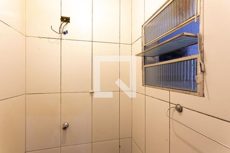 Banheiro de apartamento para alugar com 1 quarto, 27m² em Vila Matilde, São Paulo