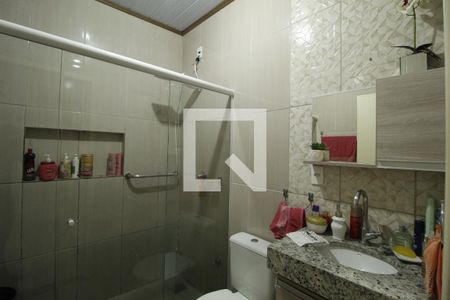 Banheiro da Suíte 1 de casa para alugar com 2 quartos, 100m² em Morro Santana, Porto Alegre