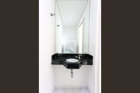 Lavabo de apartamento à venda com 1 quarto, 86m² em Vila Suzana, São Paulo