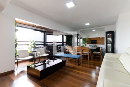 Sala de apartamento à venda com 3 quartos, 124m² em Vila Santo Estéfano, São Paulo