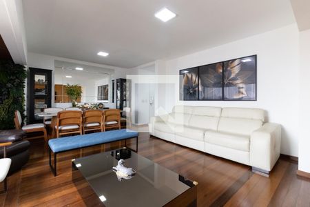 Sala de apartamento à venda com 3 quartos, 124m² em Vila Santo Estéfano, São Paulo