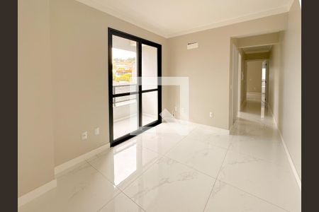 Sala de TV de apartamento para alugar com 2 quartos, 100m² em Flor de Nápolis, São José