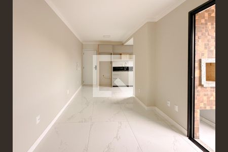 Sala de TV de apartamento para alugar com 2 quartos, 100m² em Flor de Nápolis, São José