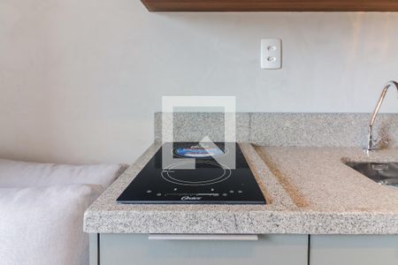 Cozinha de apartamento para alugar com 1 quarto, 24m² em Vila Butantã, São Paulo