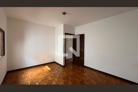 Suíte de casa para alugar com 3 quartos, 150m² em Grupo Residencial do Iapc, Campinas