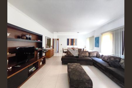 Sala de casa à venda com 3 quartos, 299m² em Vila Mariana, São Paulo