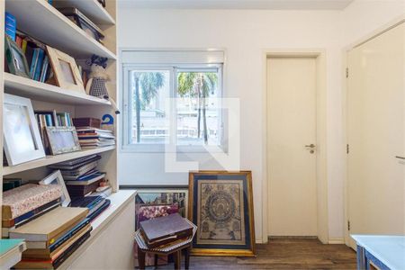 Apartamento à venda com 3 quartos, 147m² em Vila Alexandria, São Paulo