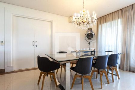 Apartamento à venda com 3 quartos, 360m² em Paraíso do Morumbi, São Paulo