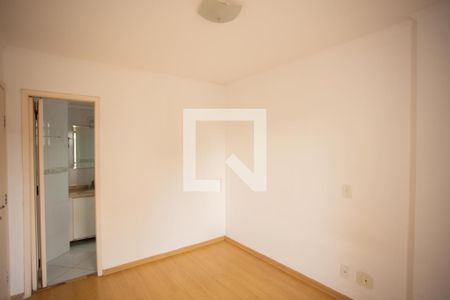 QUARTO SUÍTE de apartamento à venda com 2 quartos, 65m² em Parque Peruche, São Paulo