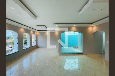 Sala de casa à venda com 3 quartos, 340m² em Vila Rosalia, Guarulhos