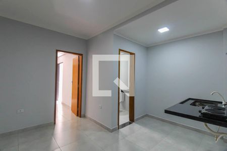 Sala/Cozinha de apartamento para alugar com 1 quarto, 27m² em Vila Paulo Silas, São Paulo