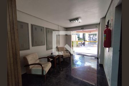Hall de entrada de apartamento à venda com 2 quartos, 49m² em Jardim Celeste, São Paulo