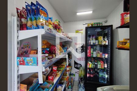 Mercado  de apartamento à venda com 2 quartos, 49m² em Jardim Celeste, São Paulo