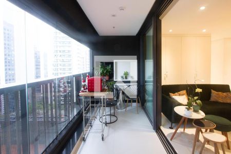 Apartamento para alugar com 2 quartos, 78m² em Jardim das Acacias, São Paulo