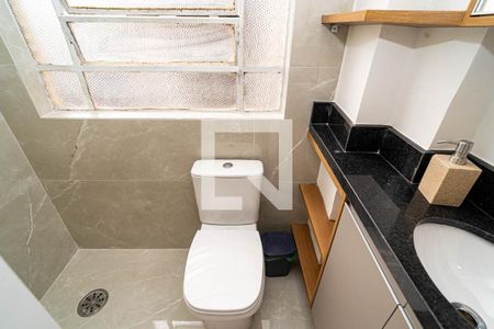 Banheiro de kitnet/studio para alugar com 1 quarto, 38m² em Consolação, São Paulo