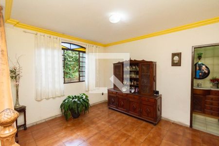 Sala 2 de casa para alugar com 5 quartos, 218m² em Eldorado, Contagem