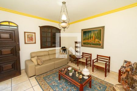 Sala de Estar de casa para alugar com 5 quartos, 218m² em Eldorado, Contagem