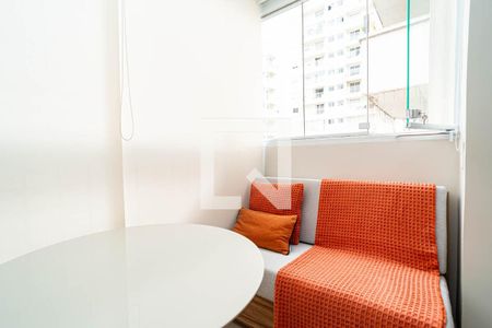 Sala de apartamento à venda com 3 quartos, 116m² em Bela Vista, São Paulo