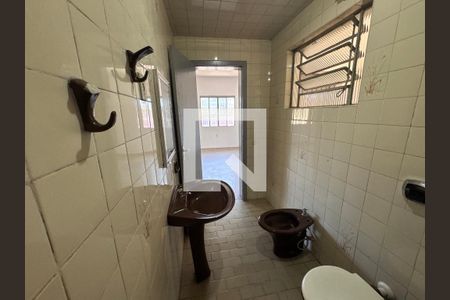 Banheiro 1 de casa para alugar com 4 quartos, 300m² em São Miguel, São Leopoldo