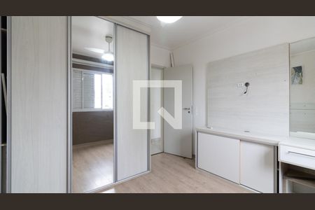 Quarto 1 de apartamento à venda com 3 quartos, 65m² em Vila Araguaia, São Paulo