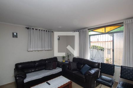 Sala de casa à venda com 4 quartos, 329m² em Vila Mazzei, São Paulo