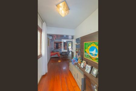 Sala de casa à venda com 3 quartos, 60m² em Niterói, Canoas