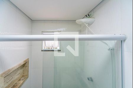 Banheiro  de apartamento à venda com 2 quartos, 45m² em Vila Bela Vista, Santo André