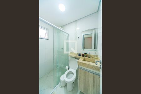 Banheiro  de apartamento à venda com 2 quartos, 45m² em Vila Bela Vista, Santo André